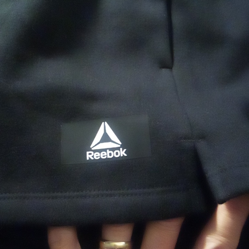 Reebok Women's Relaxed Short BLACK Shorts I ship every day🎁 Reflective Emblem - Picture 2 of 3